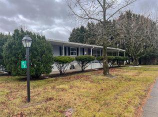 27 Beech Dr, Springfield, OH 45504