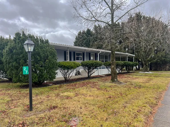 27 Beech Dr, Springfield, OH 45504