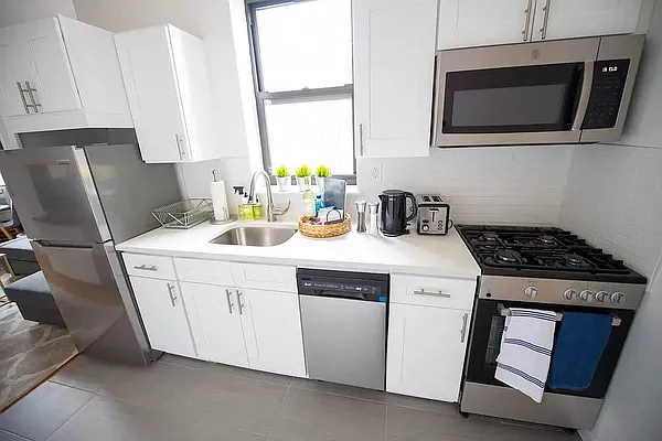 Rented by Park River | media 22