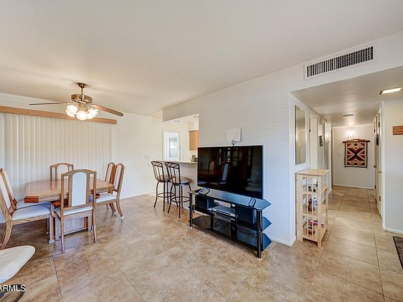 5th image of 10634 W CROSBY Drive