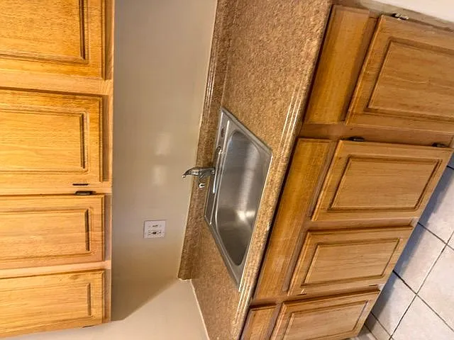 5607 The Alameda — Photo 31