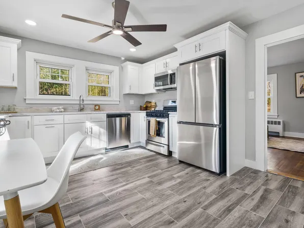 794 Sandwich Road, East Falmouth, MA 02536