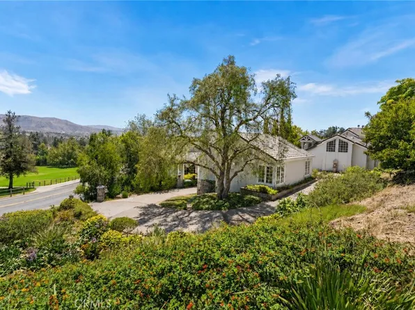 1881 Lemon Heights Dr, Santa Ana, CA 92705