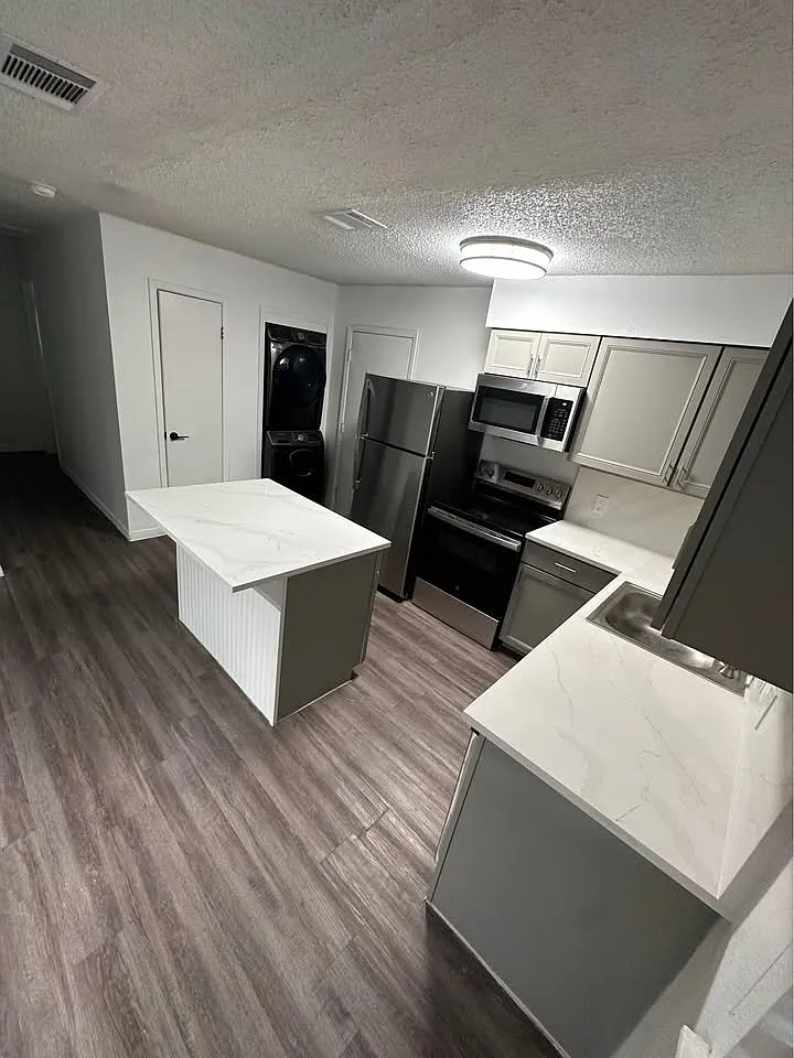1 bed, 750 sqft, $1,650 — Photo 1