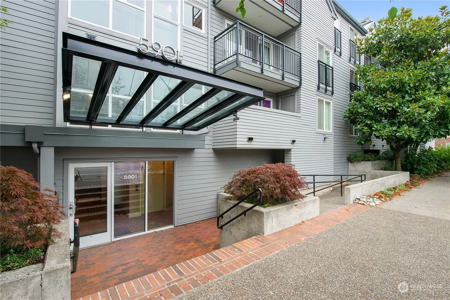 5901 Phinney Avenue N #109 photo 1