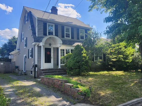 9 Dawes Ave, Syosset, NY 11791