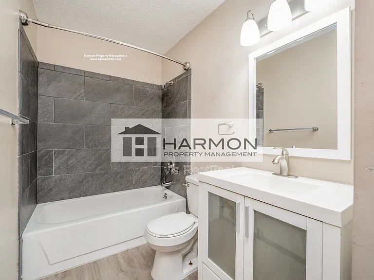2138 S Fieldcrest Cir — Photo 8