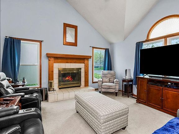 4th image of 6904 Willis Dr