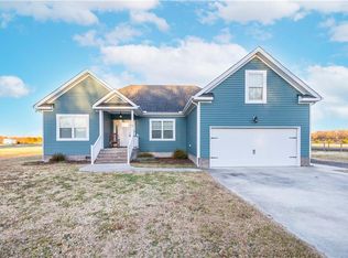 575 NW Backwoods Rd, Moyock, NC 27958