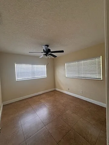 Beach Villas of Deerfield — Photo 9