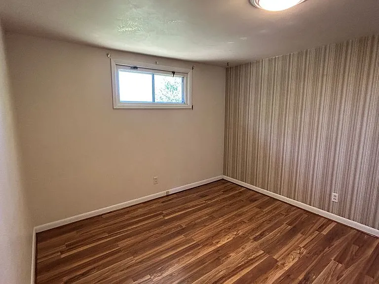 3310 Keokuk St — Photo 12