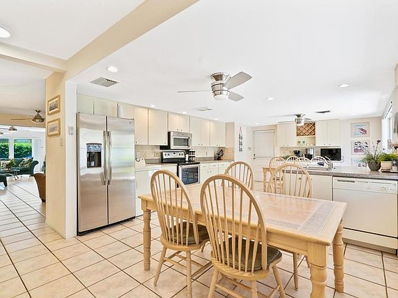 4th image of 1381 Moonmist Dr #G-1