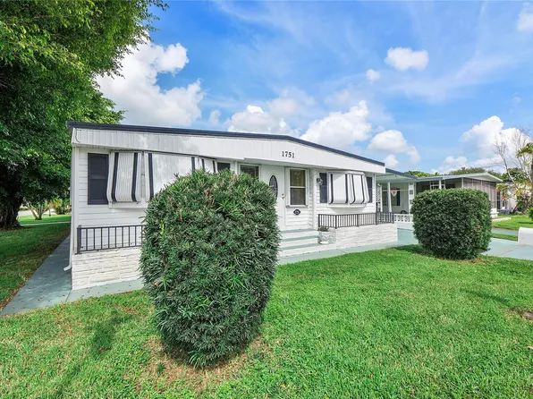 1751 SW 83rd Terrace, Davie, FL 33324