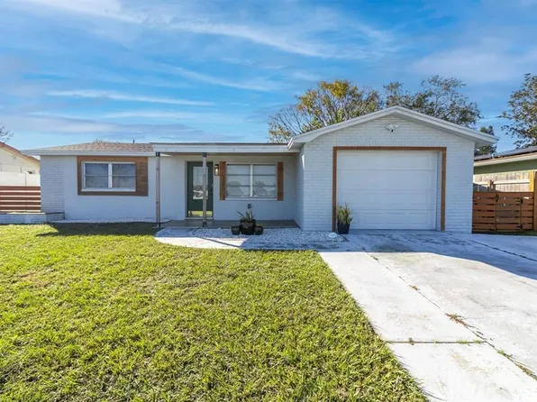 3226 Coldwell Dr, Holiday, FL 34691