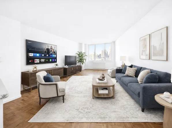 350 West 43rd Street image 1 of 9