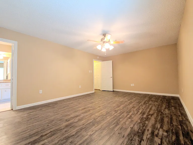 19222 Hikers Trail Dr — Photo 13