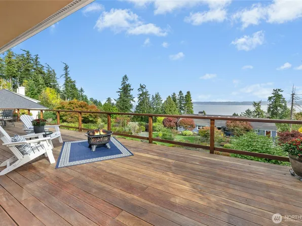 21322 NE President Point Road, Kingston, WA 98346