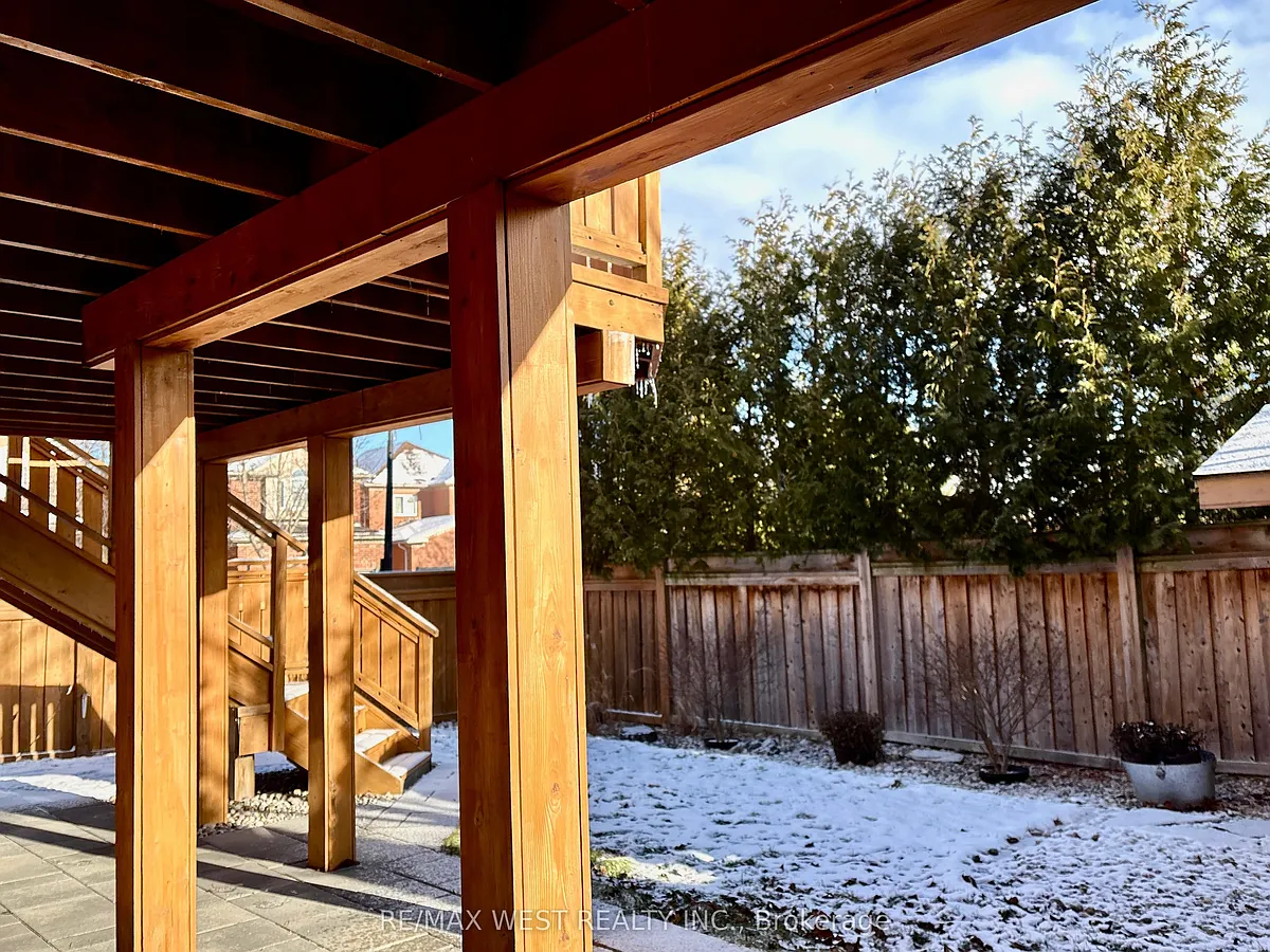 Building Photo - 463 Hewitt Cir #BASEMENT