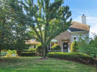 2 Cambridge Pl, Wayne, NJ 07470