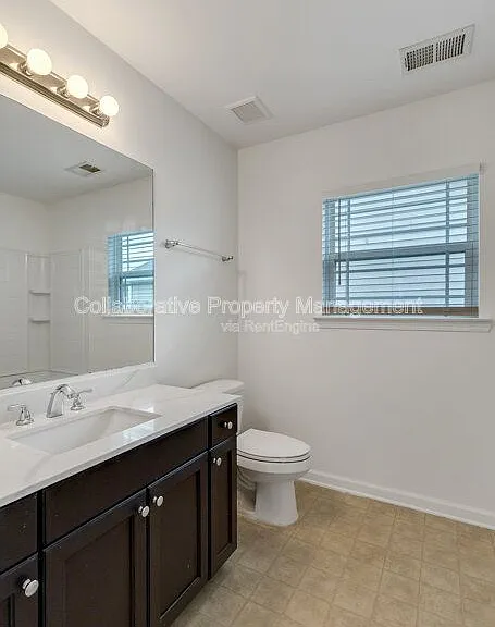 590 Summer Hill Way — Photo 12