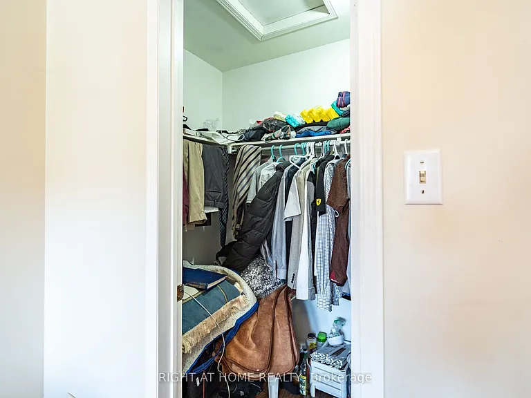 3974 Discovery Ct — Photo 35