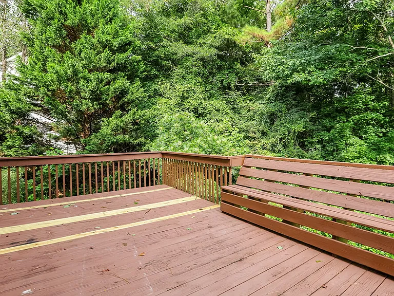 815 Tynsdale Dr — Photo 17