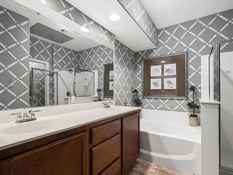 3975 N Hualapai Way #281 — Photo 18