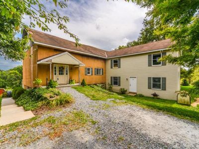 7027 Elizabethtown Rd, Manheim, PA, 17545