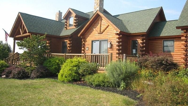 Main house from driveway