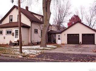 19 Hinchey Ave, Lancaster, NY 14086