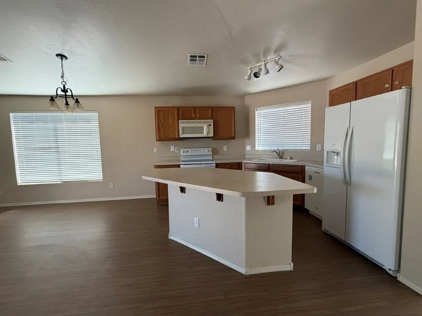 14838 W Shaw Butte Dr Surprise — Photo 4