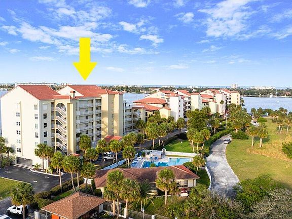 4th image of 525 Marina Point Dr #5250