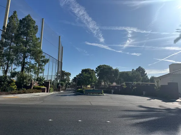3187 Bel Air Dr, Las Vegas, NV 89109
