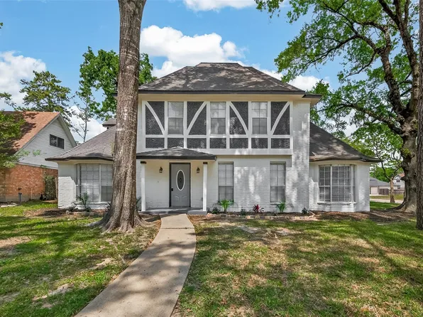 1102 Belaya Ln, Houston, TX 77090