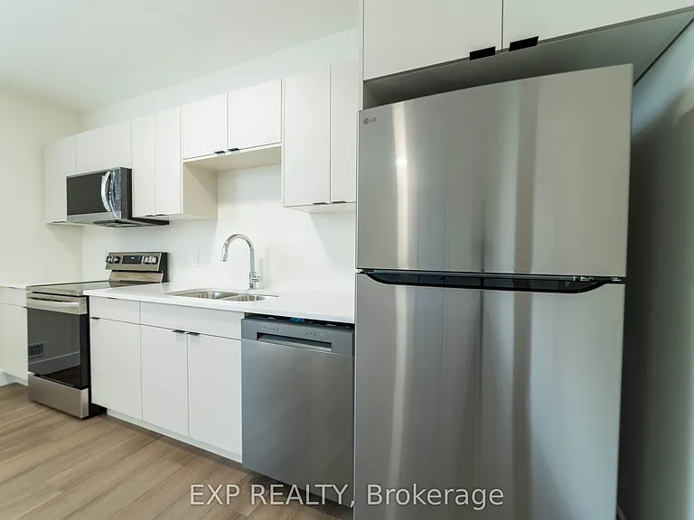 266 Hesselman Cres #BASEMENT — Photo 13