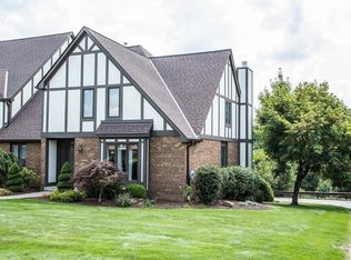 178 Shadow Ridge Dr, Pittsburgh, PA 15238