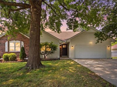 1500 NE Yorkshire Dr, Lees Summit, MO, 64086
