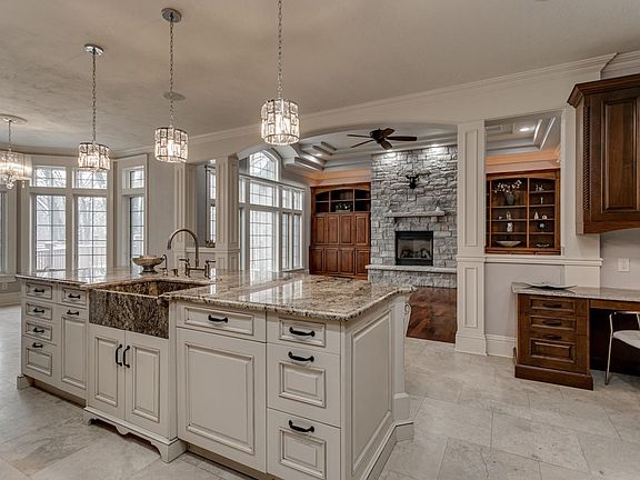 4th image of 1548 Hidden Acres Ln