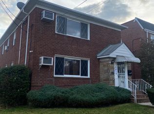15474 20th Rd, Whitestone, NY 11357