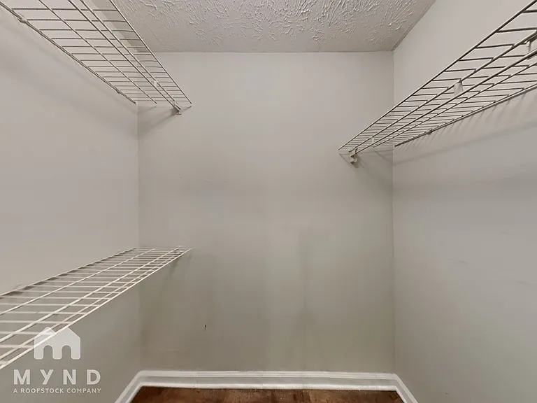 2682 Winding Creek Dr — Photo 14
