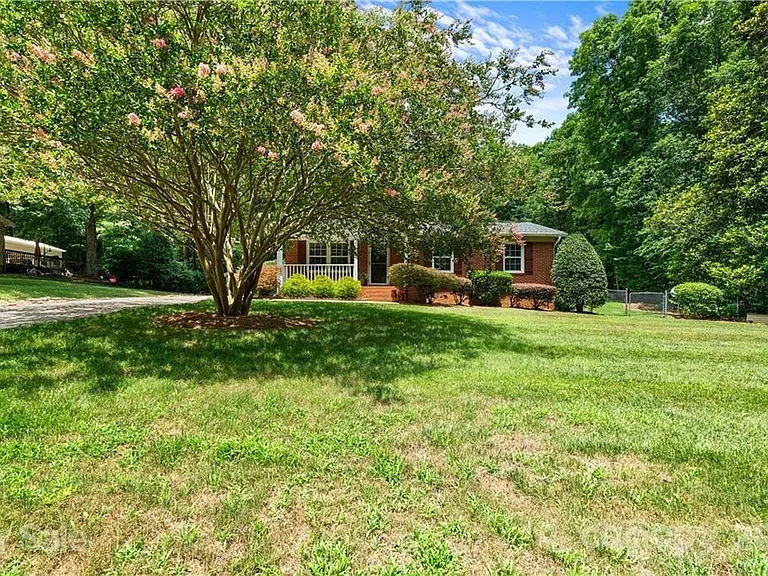 6214A Bud Huey Rd — Photo 4