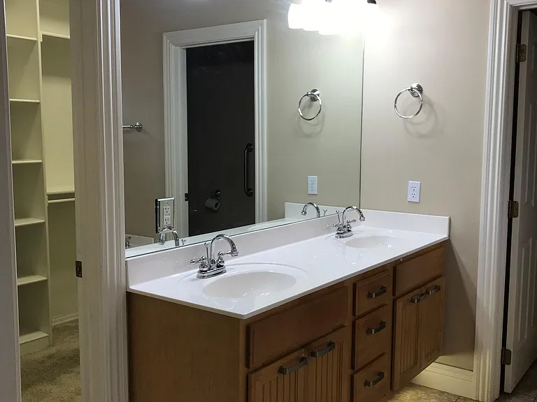 6886 Young Farm Ave — Photo 6