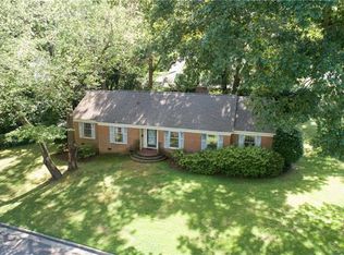 567 Meadowbrook Ln, Rock Hill, SC 29730