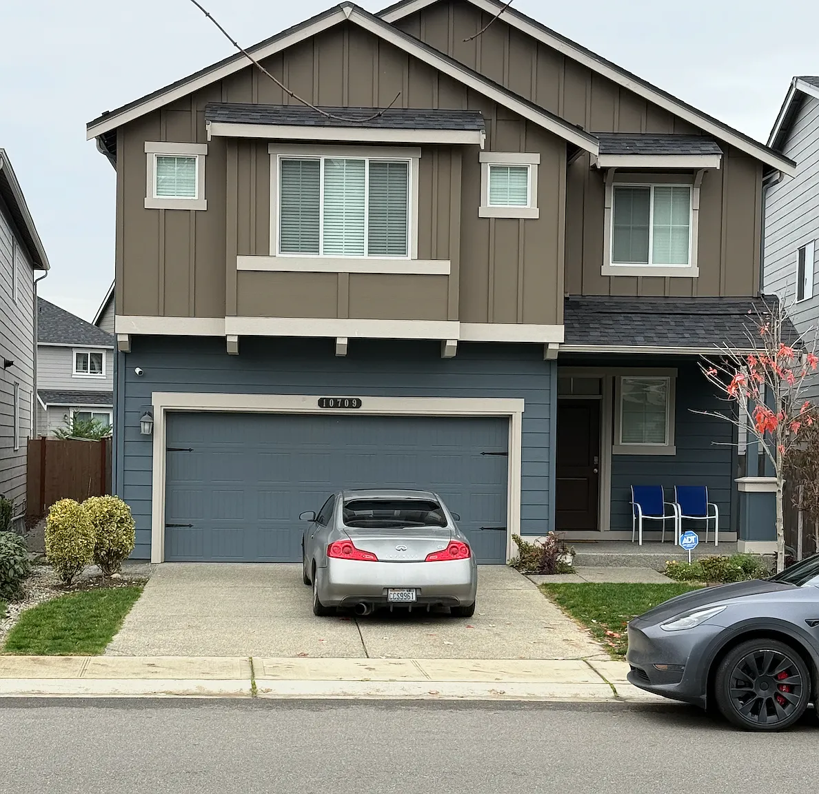 5 bed, 2692 sqft, $3,395 — Photo 1