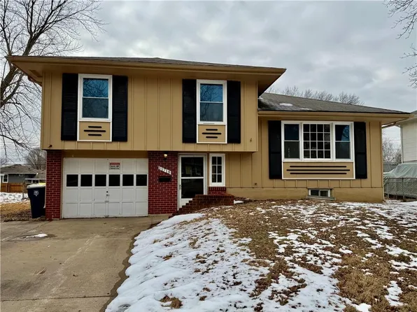 11718 Freemont Ave, Kansas City, MO 64129