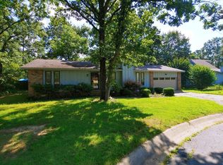 5 Hickory Ln, Maumelle, AR 72113