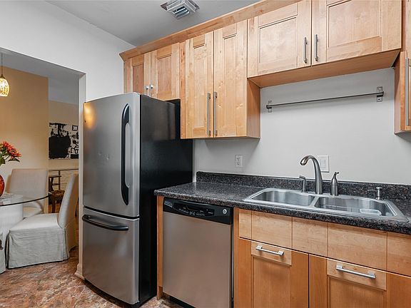 2nd image of 2210 NE 56th Place #124