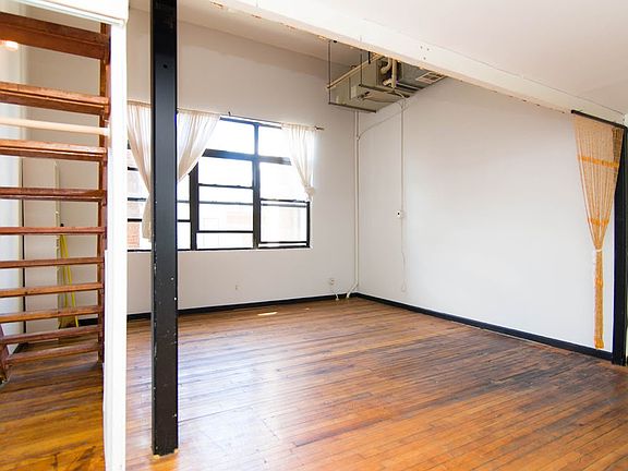 3rd image of 27 Arion Pl APT 203