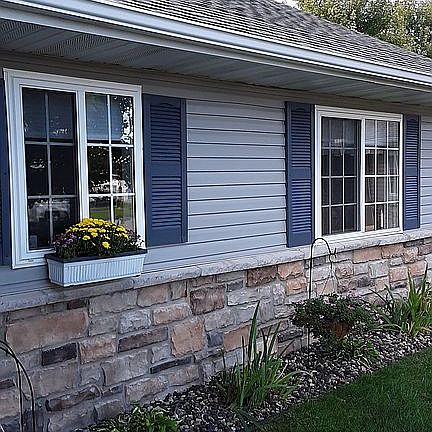 Shutters and windowboxes!