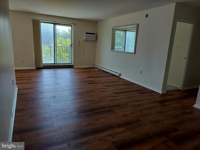3421 W Chester Pike — Photo 4